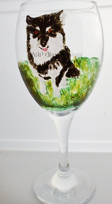 Pet Portrait commission on a wine glass