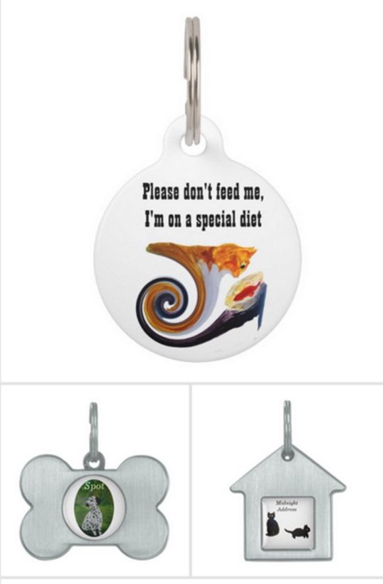 Personalised pet tags with animal art